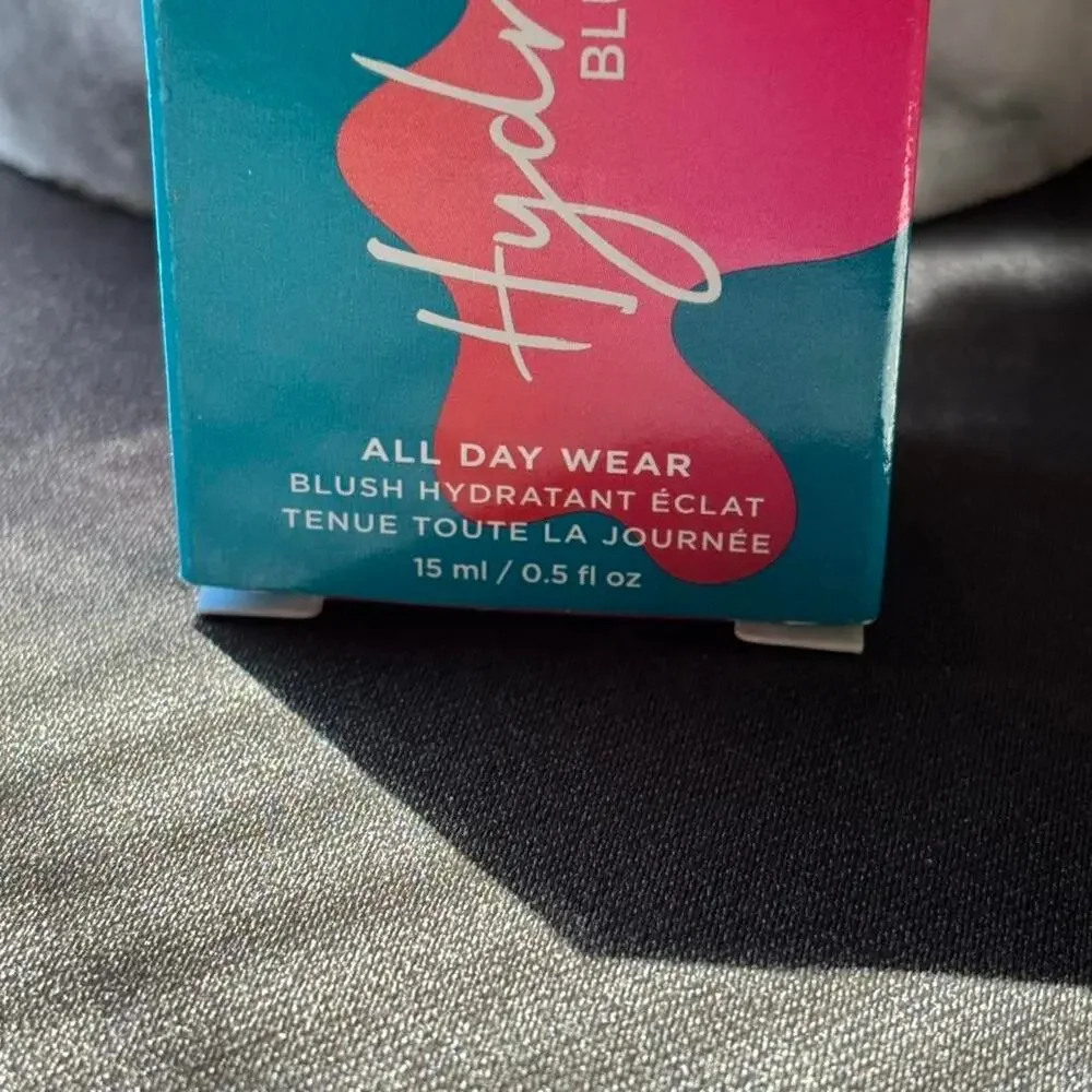 Urban decay hydromaniac blush glow Hydrator in Unhinged